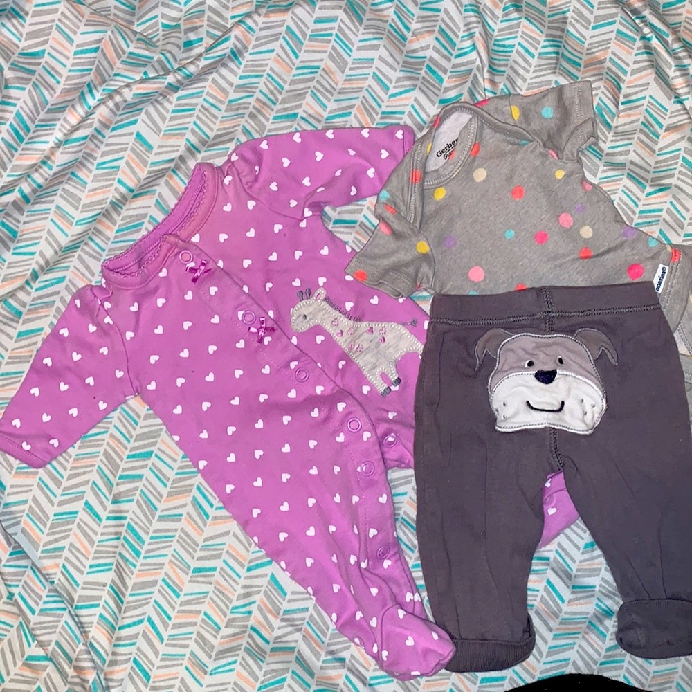 3 piece infant bundle, size preemie.
